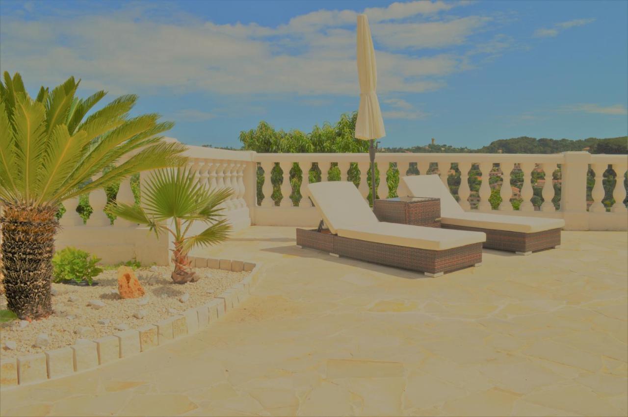 Villa La Terre Des Lauriers Vallauris Exterior foto